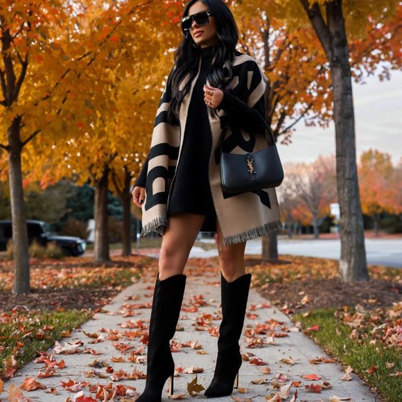 NWT BURBERRY Logo Fringed Wool Jacquard Scarf - Beige Black - Picture 5 of 14